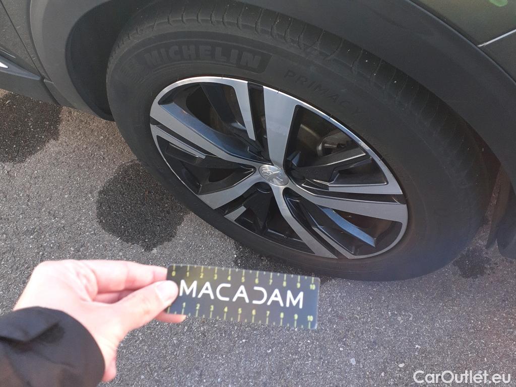  Peugeot  3008 PEUGEOT  Hybrid / 2016 / 5P / todoterreno 225 e-EAT8 Allure #7