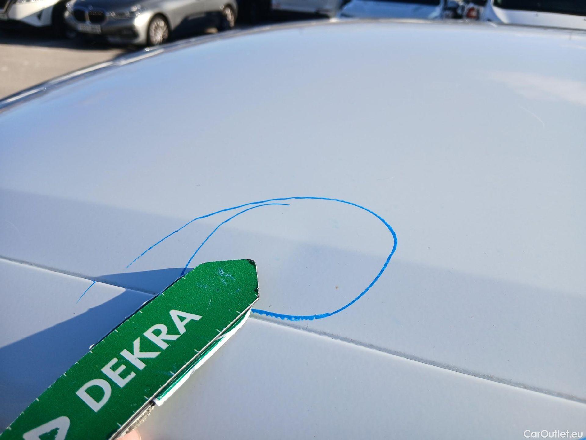  Peugeot  2008 PEUGEOT  / 2019 / 5P / todoterreno Active Pack BlueHDI 81kW (110CV) #22