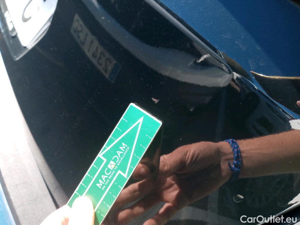  Peugeot  3008 PEUGEOT  / 2016 / 5P / todoterreno 1.5 BlueHDi 96kW (130CV) S&S Allure EAT8 #39