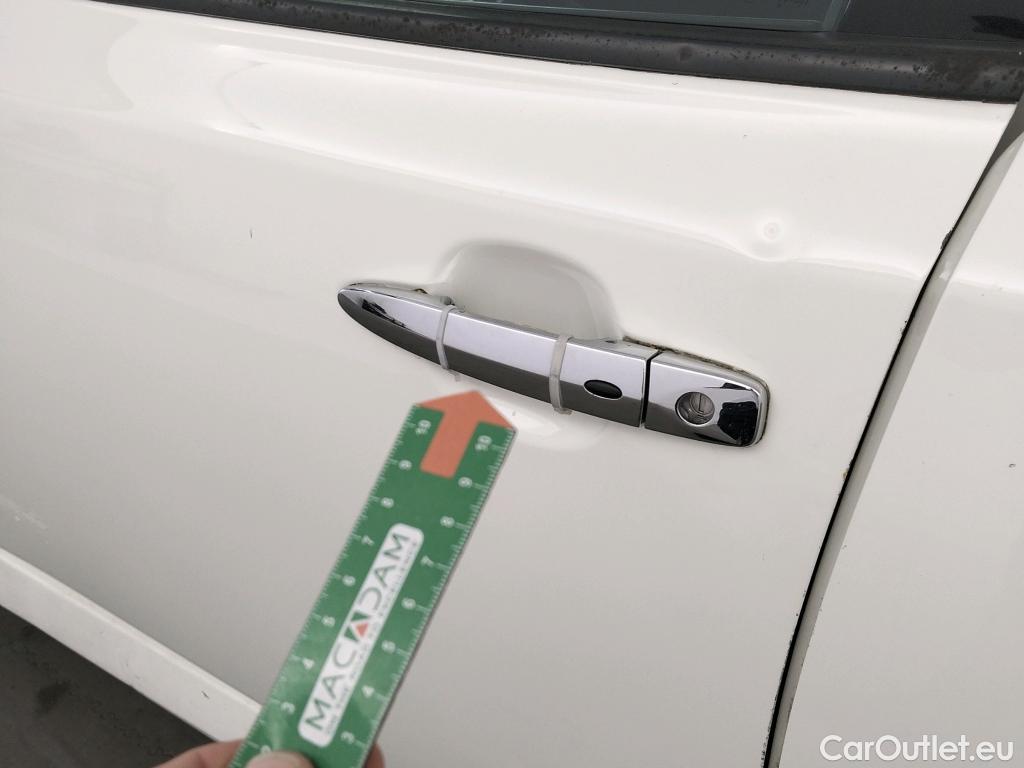  Nissan  Leaf NISSAN  / 2017 / 5P / berlina con portón 40kWh N-Connecta #31