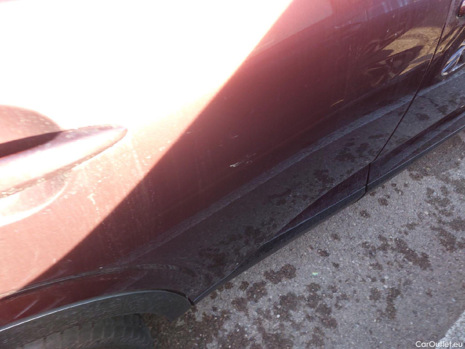  Nissan  Qashqai NISSAN  / 2021 / 5P / todoterreno DIG-T 103kW (140CV) mHEV 4x2 N-Connecta #7