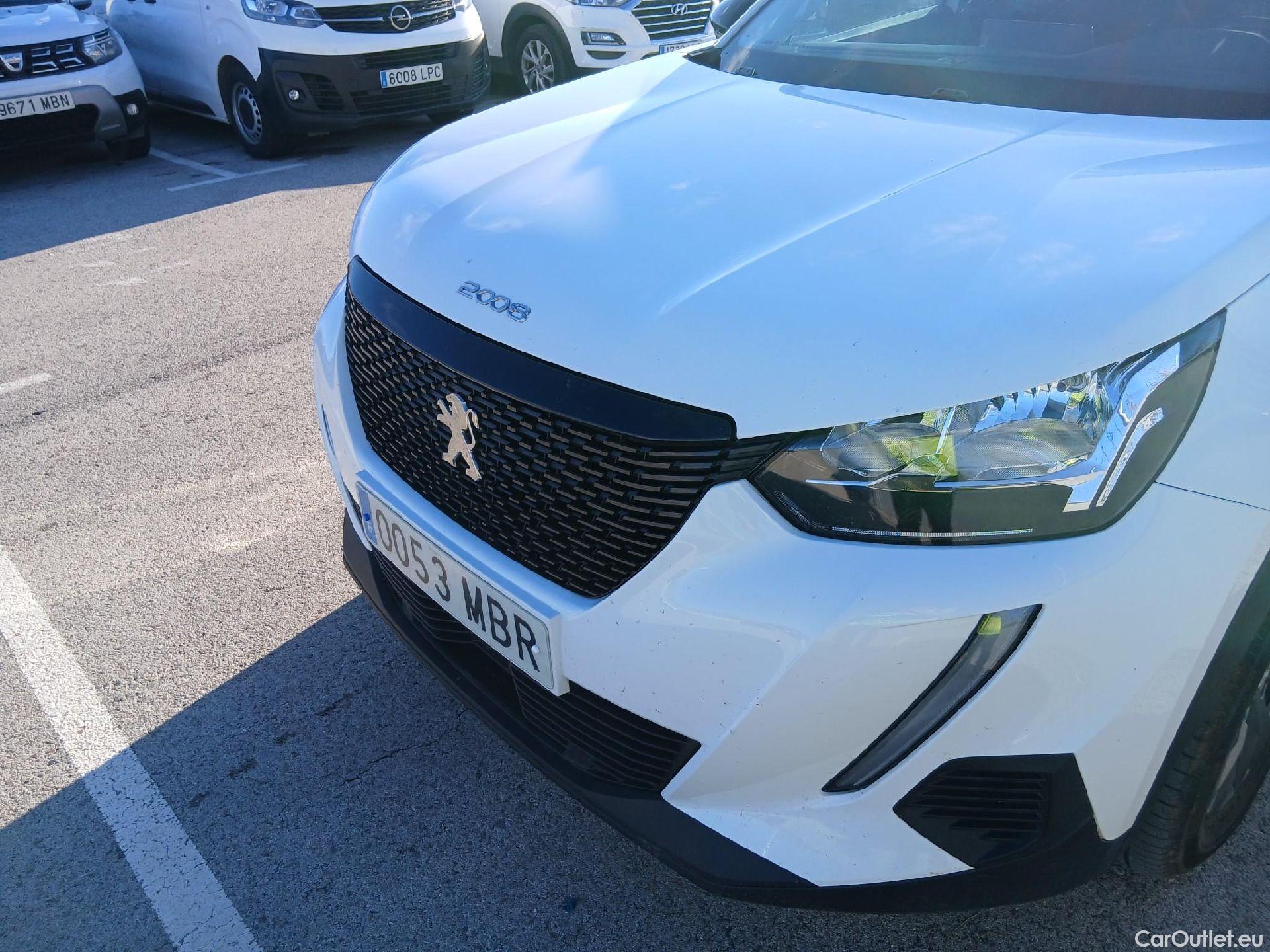  Peugeot  2008 PEUGEOT  / 2019 / 5P / todoterreno Active Pack BlueHDI 81kW (110CV) #10