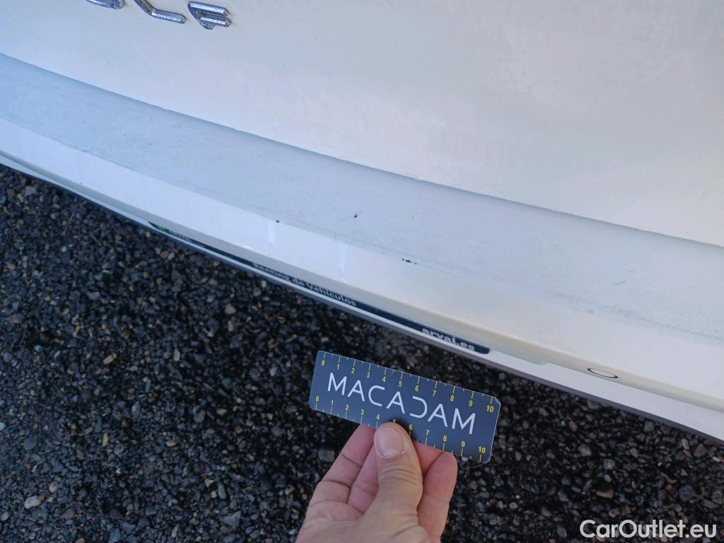  Volkswagen  Golf  VOLKSWAGEN / 2020 / 5P / berlina con portón Life 1.0 eTSI 81kW (110CV) DSG #18