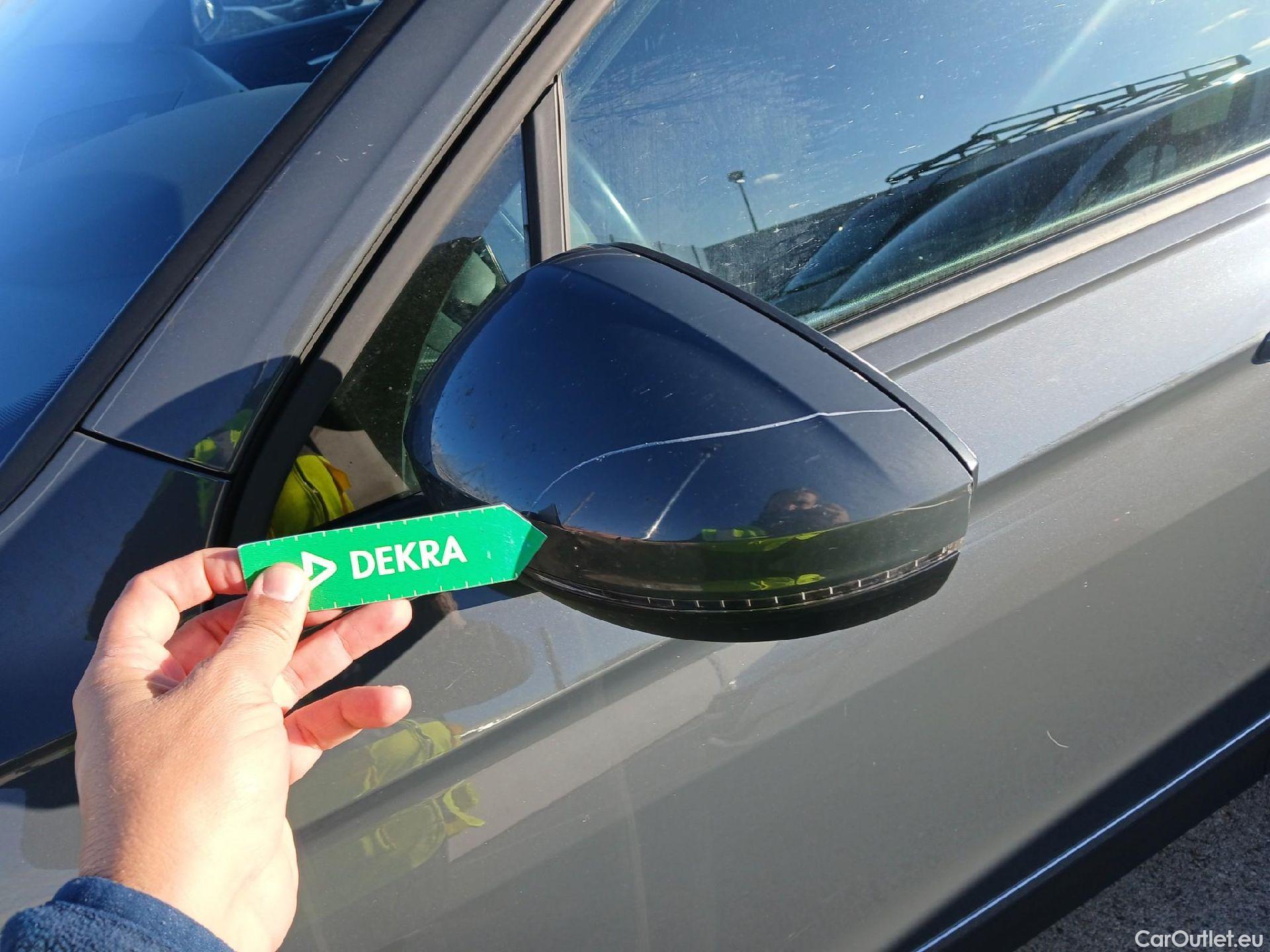  Volkswagen  Tiguan VOLKSWAGEN  / 2020 / 5P / todoterreno Life 2.0 TDI 110kW (150CV) DSG #14