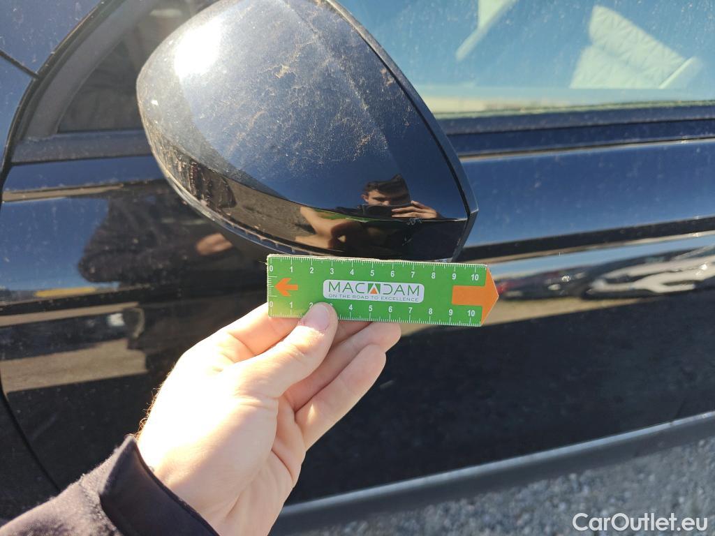  Volkswagen  Tiguan VOLKSWAGEN  / 2020 / 5P / todoterreno Life 2.0 TDI 110kW (150CV) DSG (AC2) #28