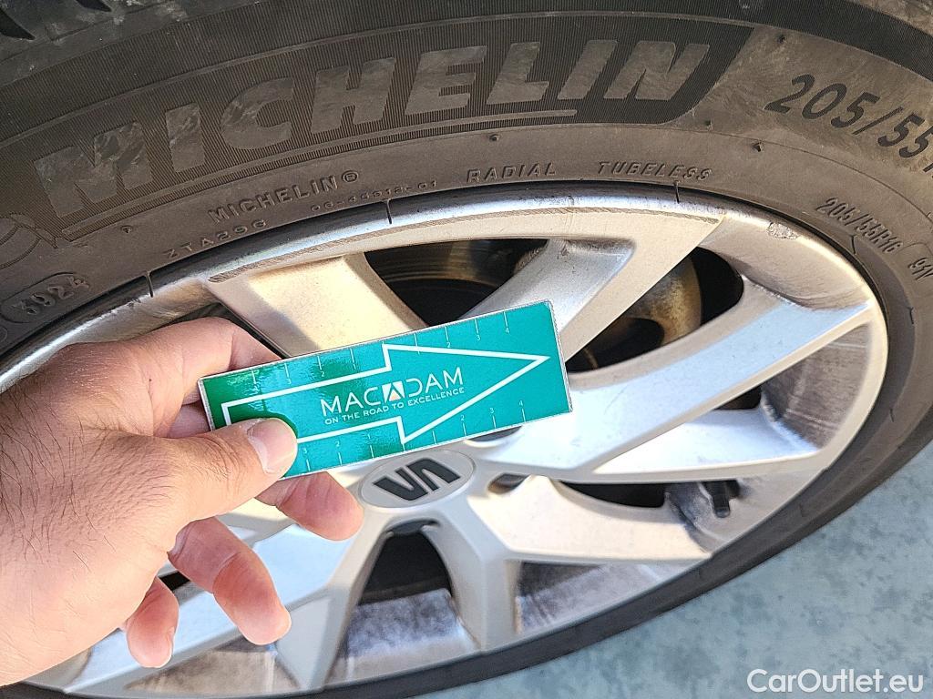  Land Rover  Discovery SEAT Nuevo León / 2020 / 5P / berlina con portón 2.0 TDI 85kW S&S Style Go(SP) #11