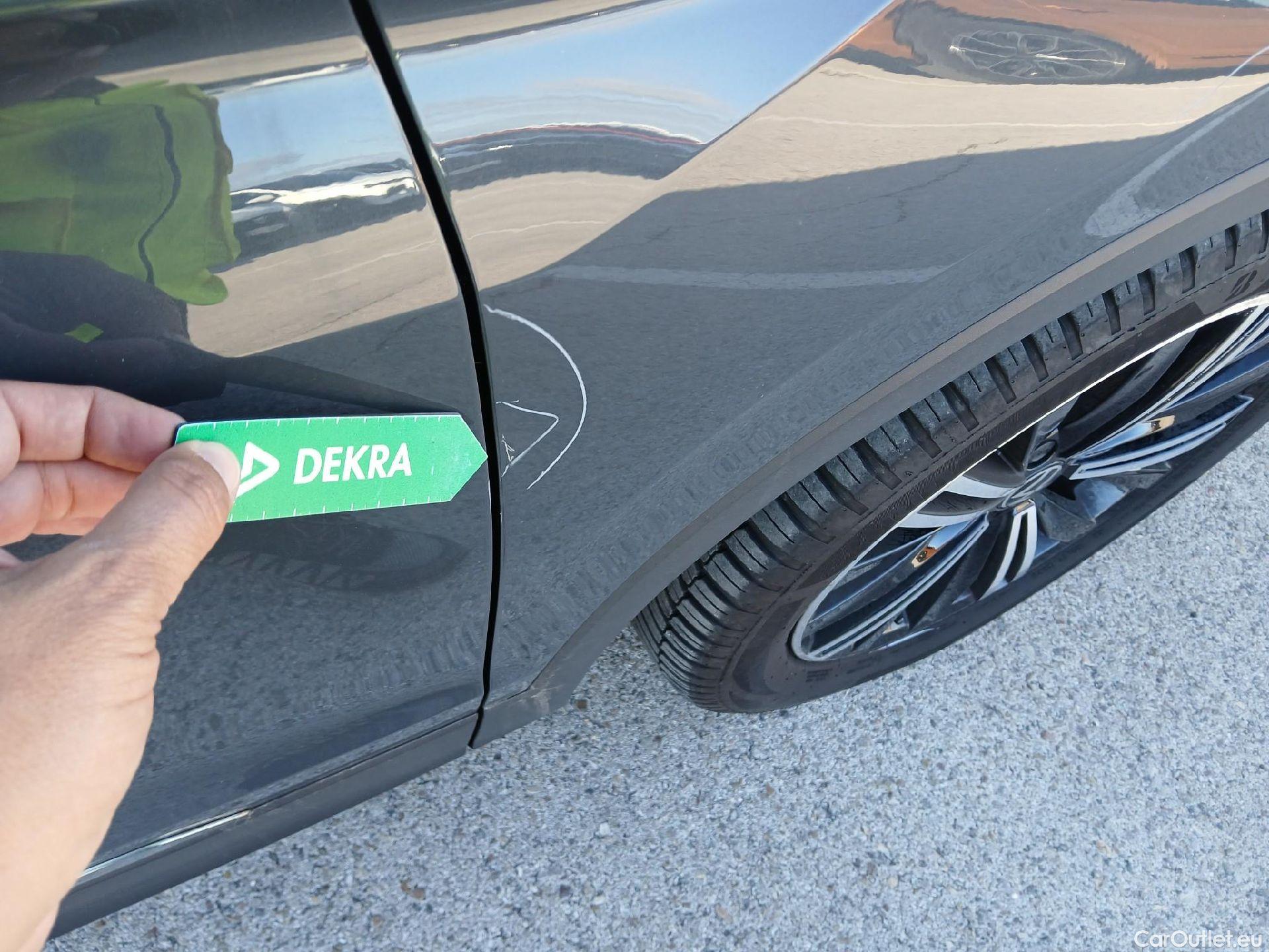  Volkswagen  Tiguan VOLKSWAGEN  / 2020 / 5P / todoterreno Life 2.0 TDI 110kW (150CV) DSG #35