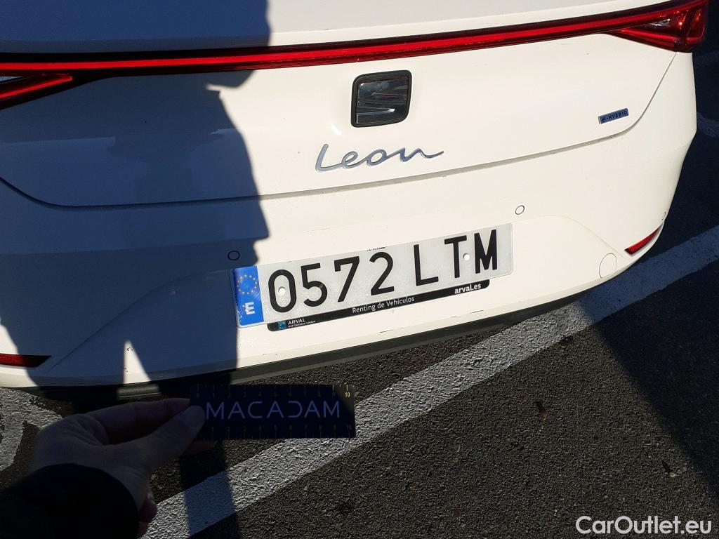  Land Rover  Discovery SEAT Nuevo León / 2020 / 5P / berlina con portón 1.4 e-Hybrid DSG-6 S&S Xcellence Go L (AC) #18