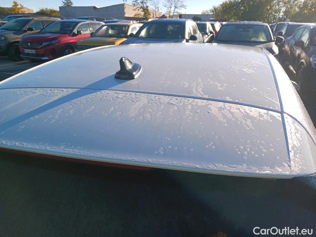  Volkswagen  Golf  VOLKSWAGEN / 2020 / 5P / berlina con portón Life 1.0 eTSI 81kW (110CV) DSG #1