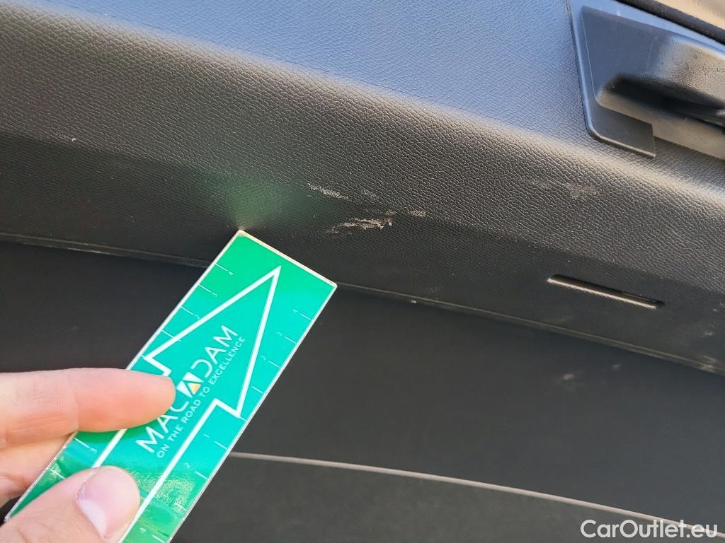  Land Rover  Discovery SEAT Nuevo León / 2020 / 5P / berlina con portón 2.0 TDI 85kW S&S Style Go(SP) #13