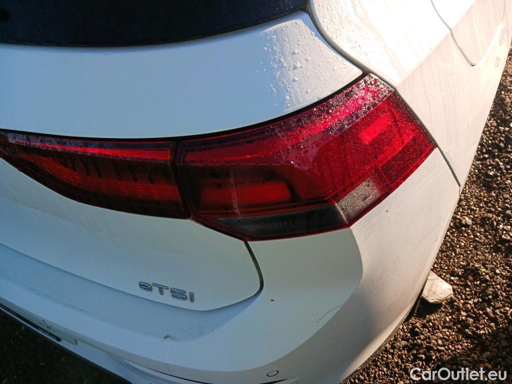  Volkswagen  Golf  VOLKSWAGEN / 2020 / 5P / berlina con portón Life 1.0 eTSI 81kW (110CV) DSG #26