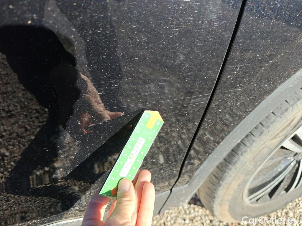  Volkswagen  Tiguan VOLKSWAGEN  / 2020 / 5P / todoterreno Life 2.0 TDI 110kW (150CV) DSG (AC2) #13