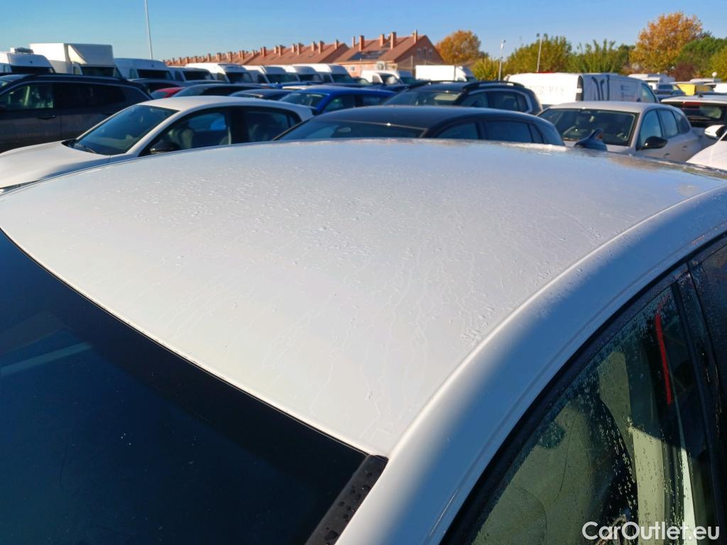  Volkswagen  Golf  VOLKSWAGEN / 2020 / 5P / berlina con portón Life 1.0 eTSI 81kW (110CV) DSG #5