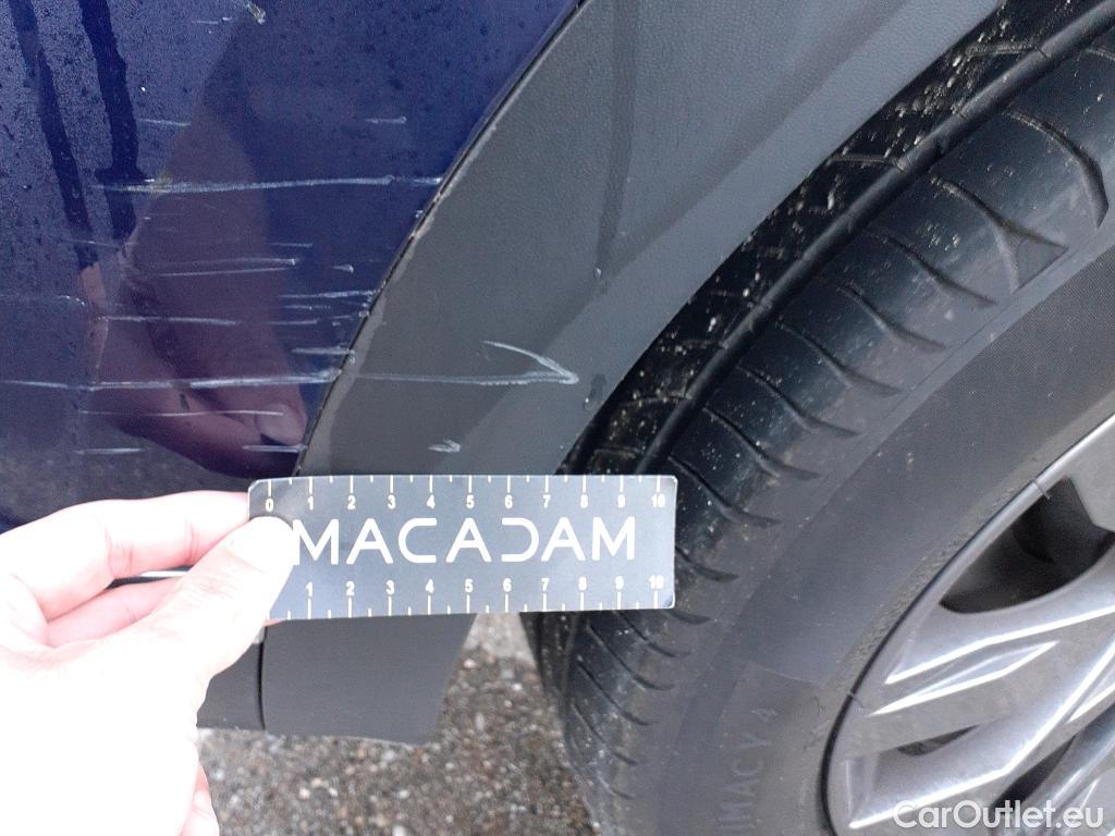  Volkswagen  T-ROC VOLKSWAGEN  / 2017 / 5P / todoterreno Sport 1.5 TSI 110kW (150CV) DSG #24