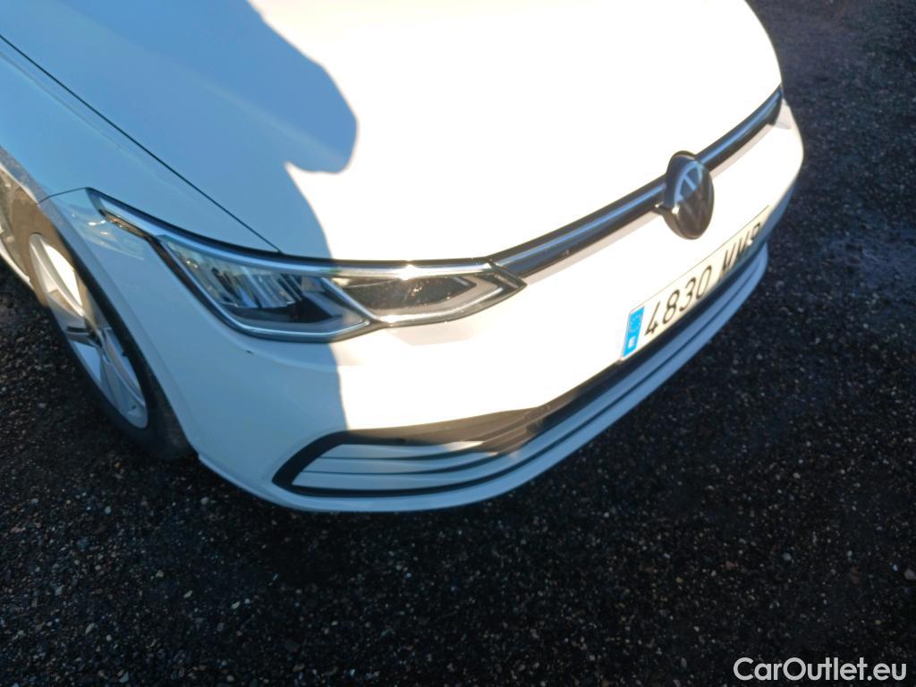  Volkswagen  Golf  VOLKSWAGEN / 2020 / 5P / berlina con portón Life 1.0 eTSI 81kW (110CV) DSG #15