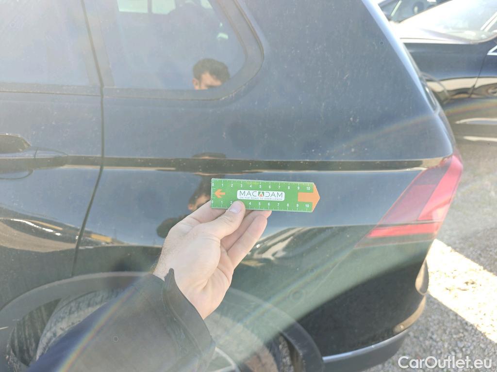  Volkswagen  Tiguan VOLKSWAGEN  / 2020 / 5P / todoterreno Life 2.0 TDI 110kW (150CV) DSG (AC2) #14