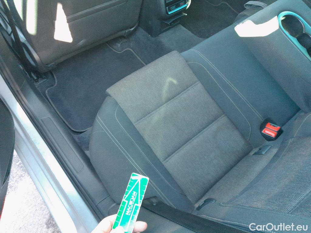  Volkswagen  Passat VOLKSWAGEN  / 2014 / 5P / familiar Advance 2.0 TDI 110kW(150CV) DSG Variant #10