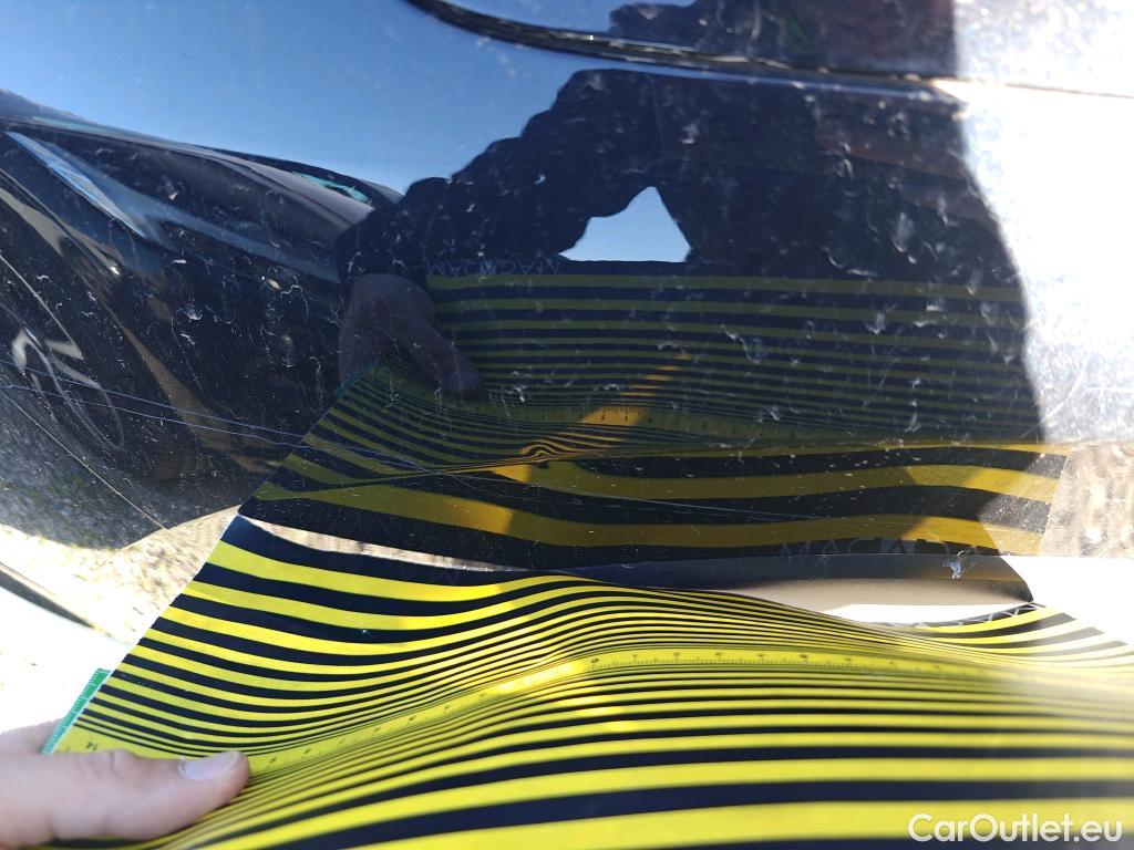  Volkswagen  Tiguan VOLKSWAGEN  / 2020 / 5P / todoterreno Life 2.0 TDI 110kW (150CV) DSG (AC2) #2