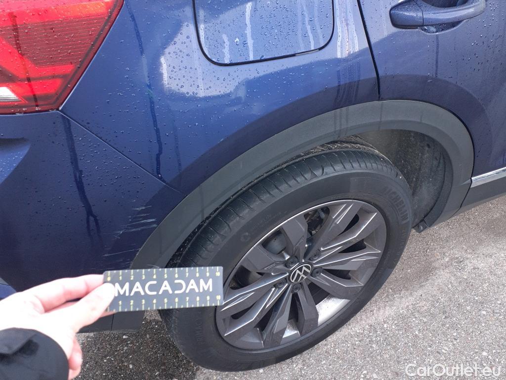  Volkswagen  T-ROC VOLKSWAGEN  / 2017 / 5P / todoterreno Sport 1.5 TSI 110kW (150CV) DSG #23