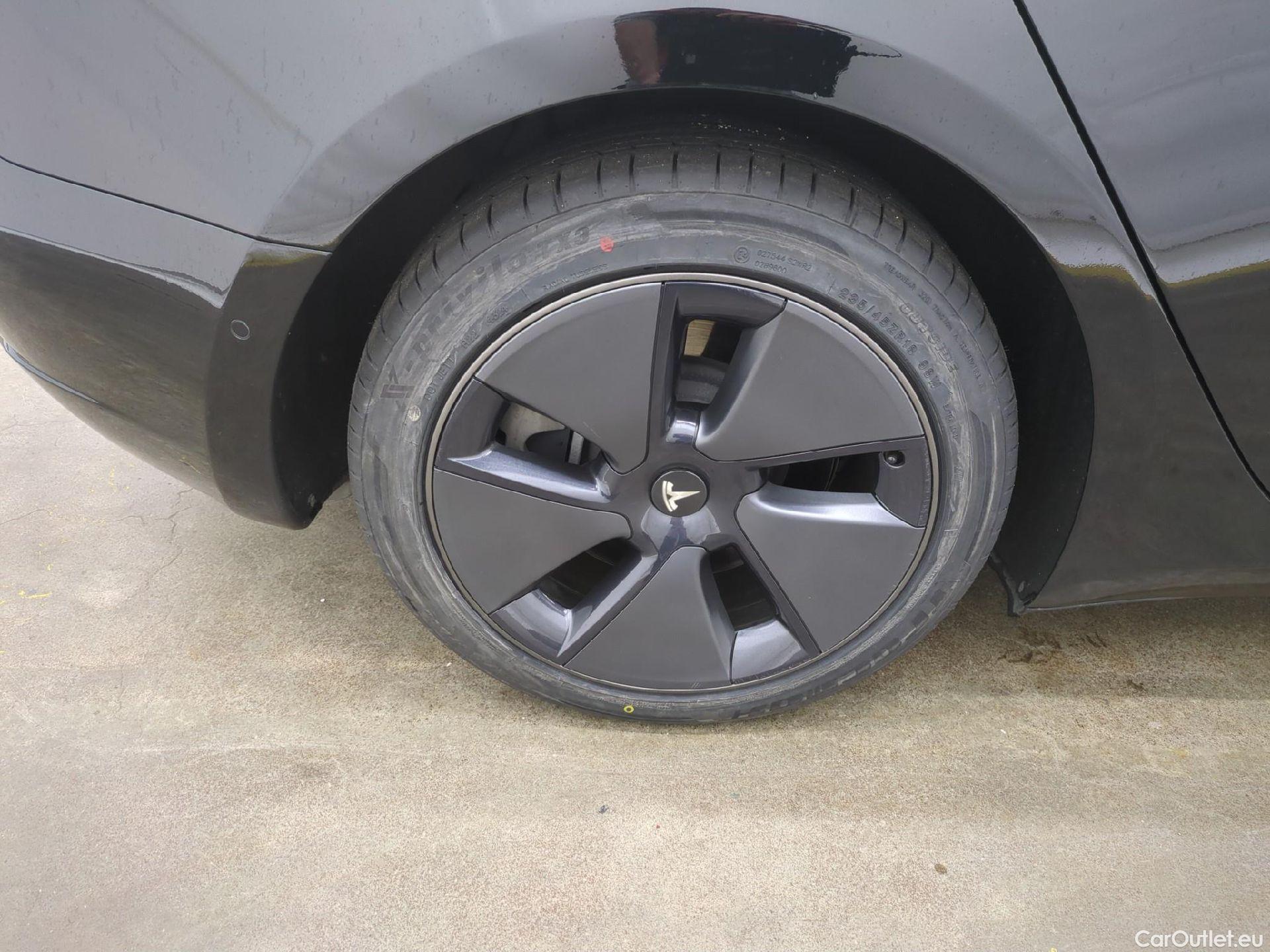  Tesla  Model 3 TESLA  / 2018 / 4P / Berline Autonomie Standard Plus RWD #3