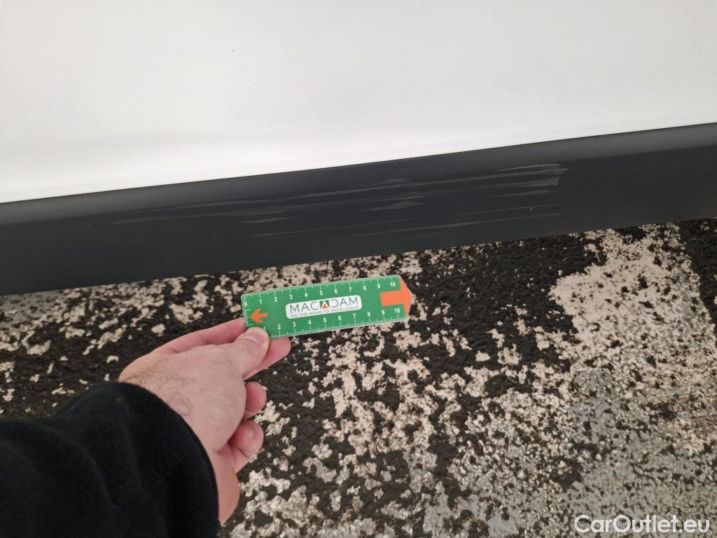  Renault  Trafic  III Fourgon L2H1 3T Grand Confort 2.0 dCi 130CV BVM6 E6d #12