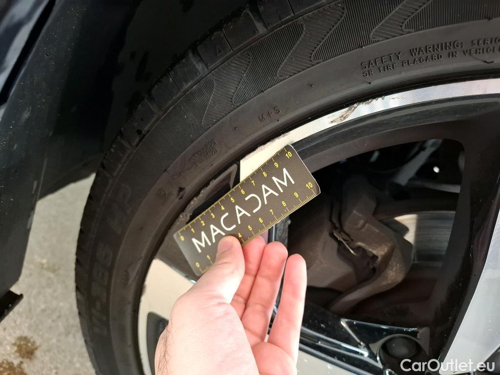  Nissan  Qashqai NISSAN  / 2017 / 5P / Crossover 1.3 DIG-T 140 Tekna #20