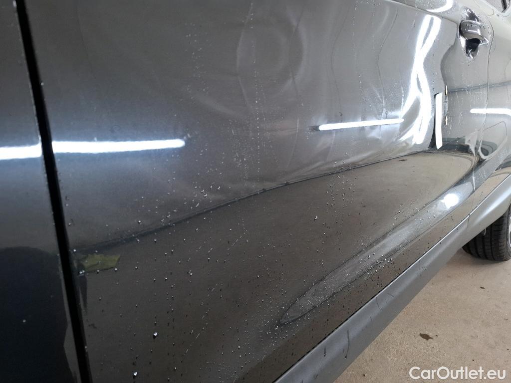  Nissan  Qashqai NISSAN  / 2017 / 5P / Crossover 1.3 DIG-T 140 Tekna #1