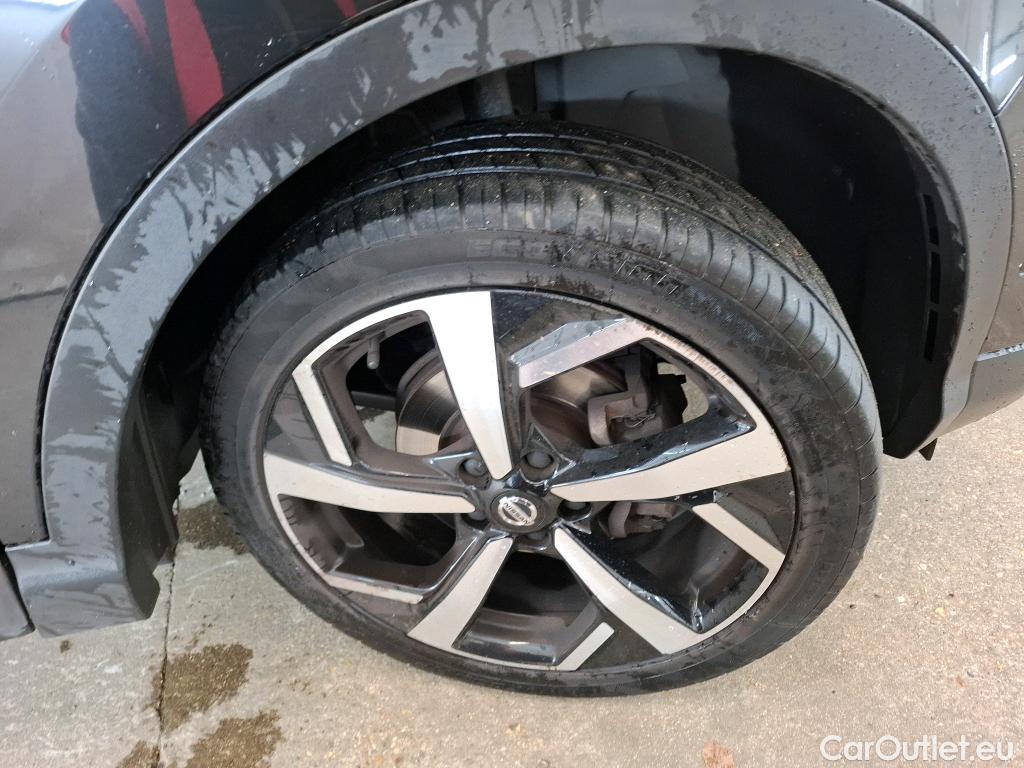  Nissan  Qashqai NISSAN  / 2017 / 5P / Crossover 1.3 DIG-T 140 Tekna #21