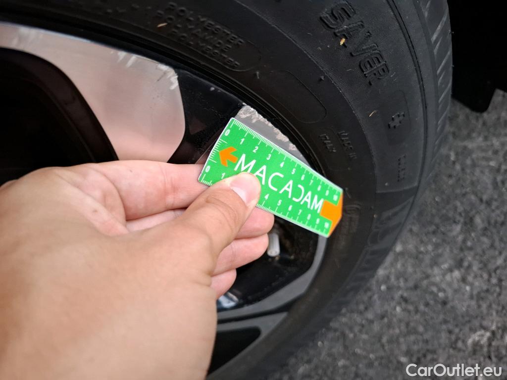  KIA  XCeed KIA  / 2019 / 5P / Crossover 1.6 GDI ISG ISG PHEV ACTIVE BUS DCT6 #21