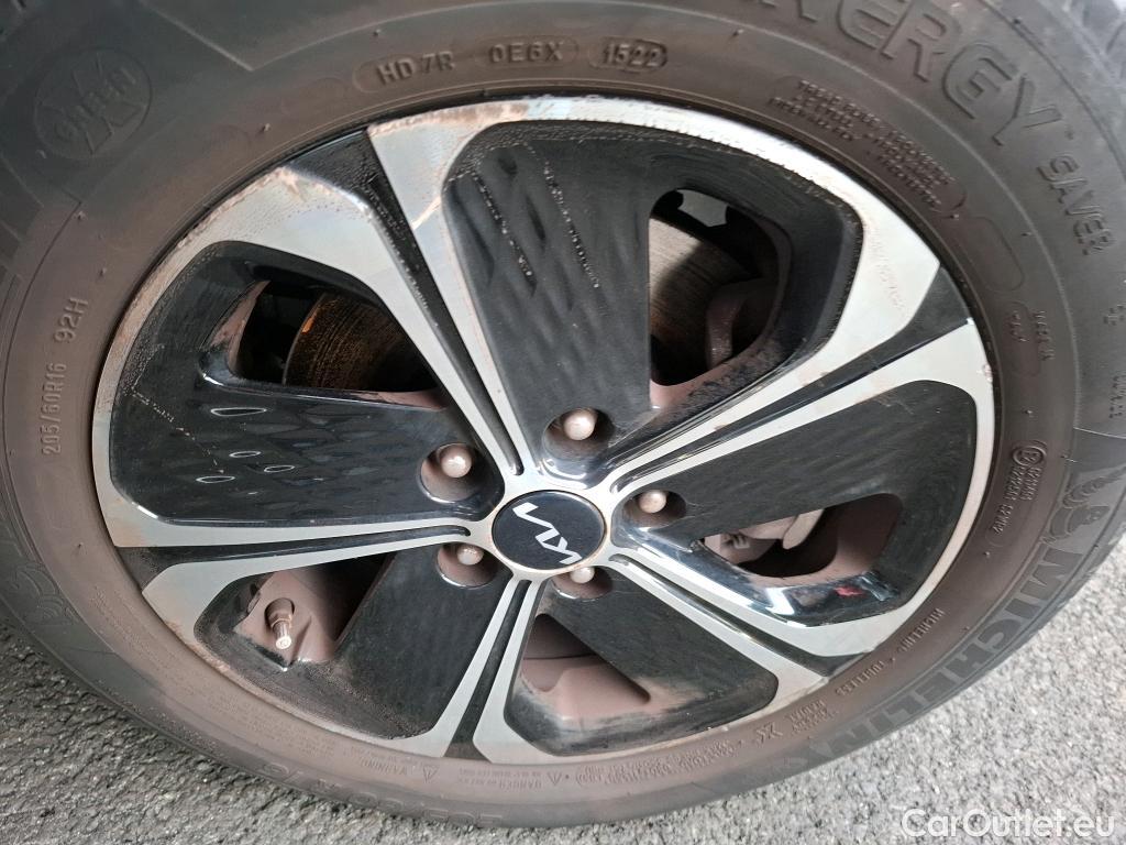  KIA  XCeed KIA  / 2019 / 5P / Crossover 1.6 GDI ISG ISG PHEV ACTIVE BUS DCT6 #10