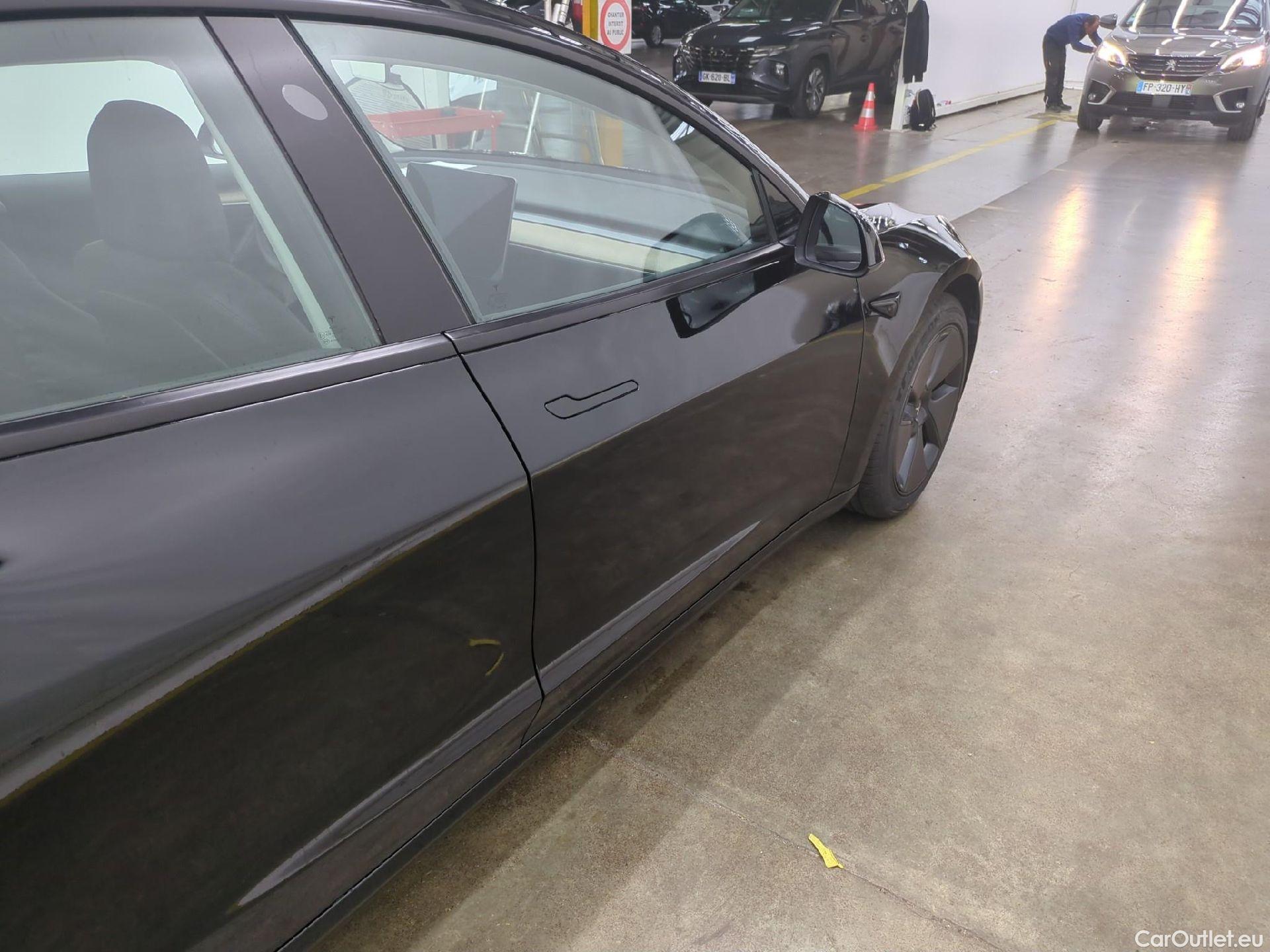  Tesla  Model 3 TESLA  / 2018 / 4P / Berline Autonomie Standard Plus RWD #17