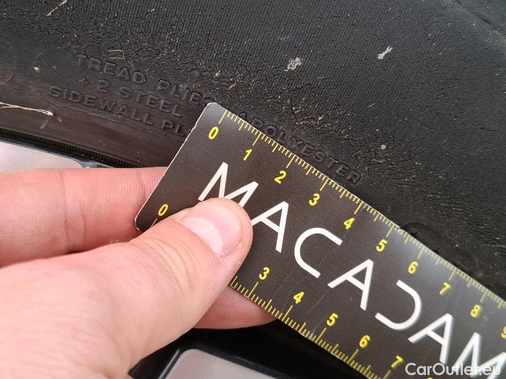  Hyundai  Tucson HYUNDAI  / 2020 / 5P / SUV 1.6 PHEV 265 HTRAC EXECUTIVE 4WD AUTO #9