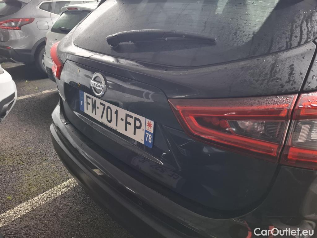  Nissan  Qashqai NISSAN  / 2017 / 5P / Crossover 1.3 DIG-T 140 Tekna #16