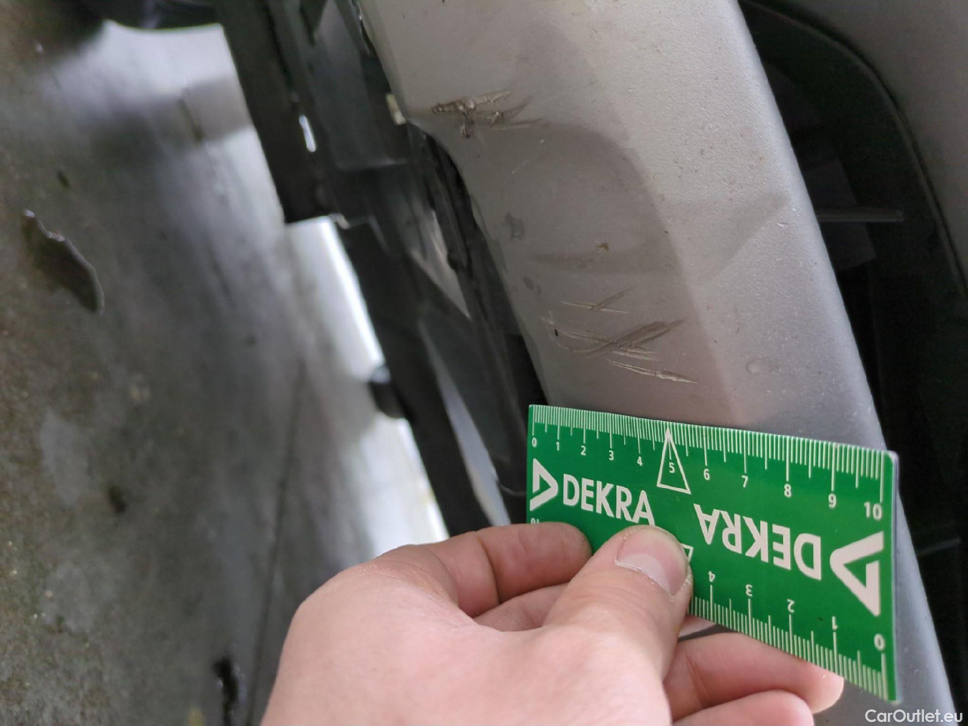  Renault  Espace  V Initiale Paris 2.0 dCi 200CV BVA6 E6dT #72