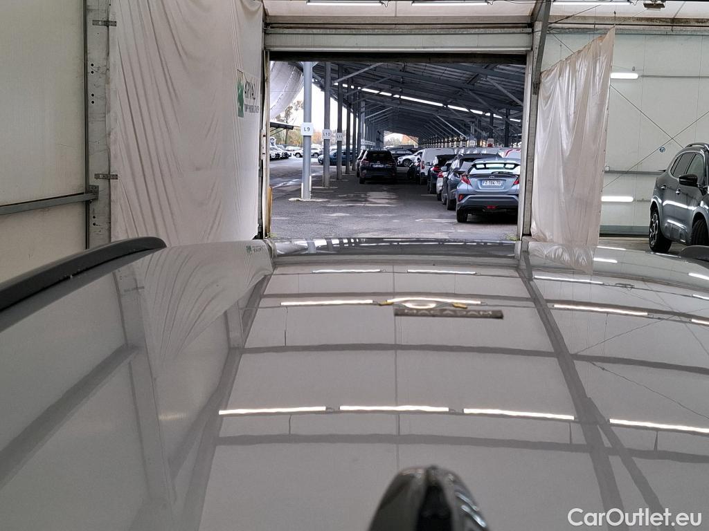  Seat  Leon SEAT  Sportstourer / 2020 / 5P / Break 2.0 TDI 150 DSG S&S Style Business #2