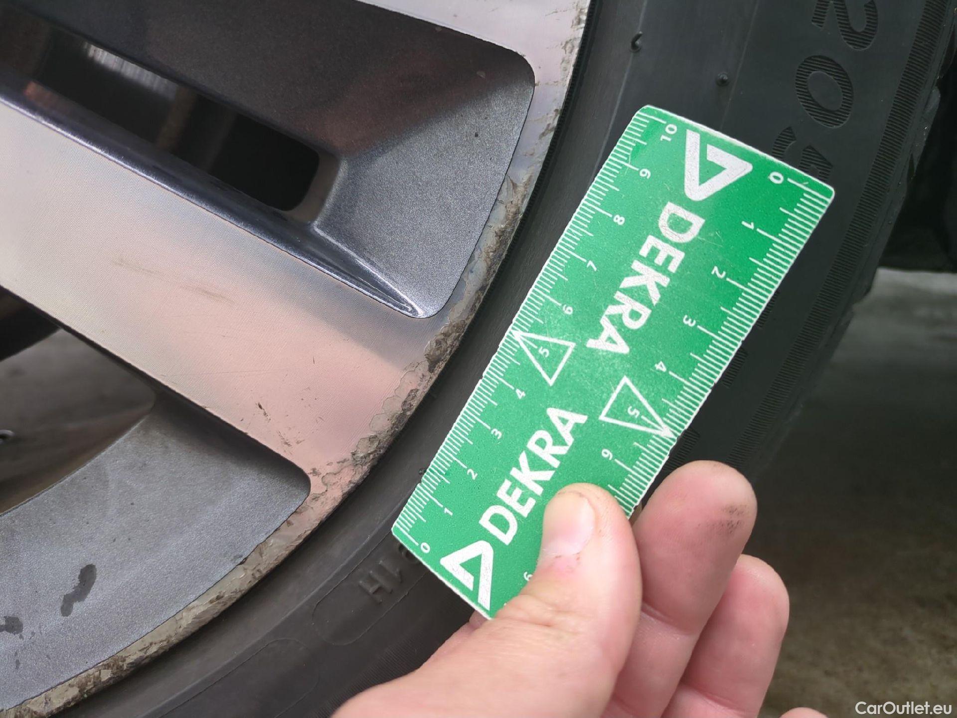  Peugeot  308  SW Allure 1.5 HDi 130CV BVM6 E6dT #29