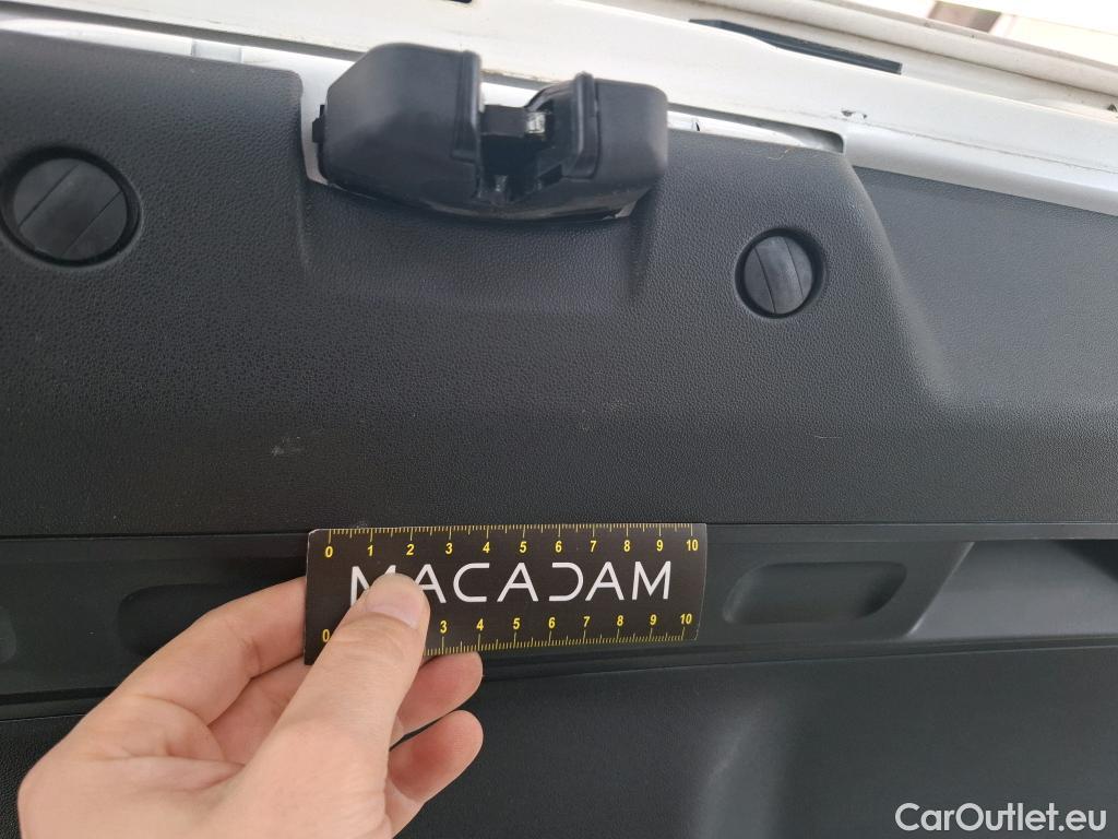  Citroen  C3  Société Feel 1.5 BlueHDI 100CV BVM6 E6d #3