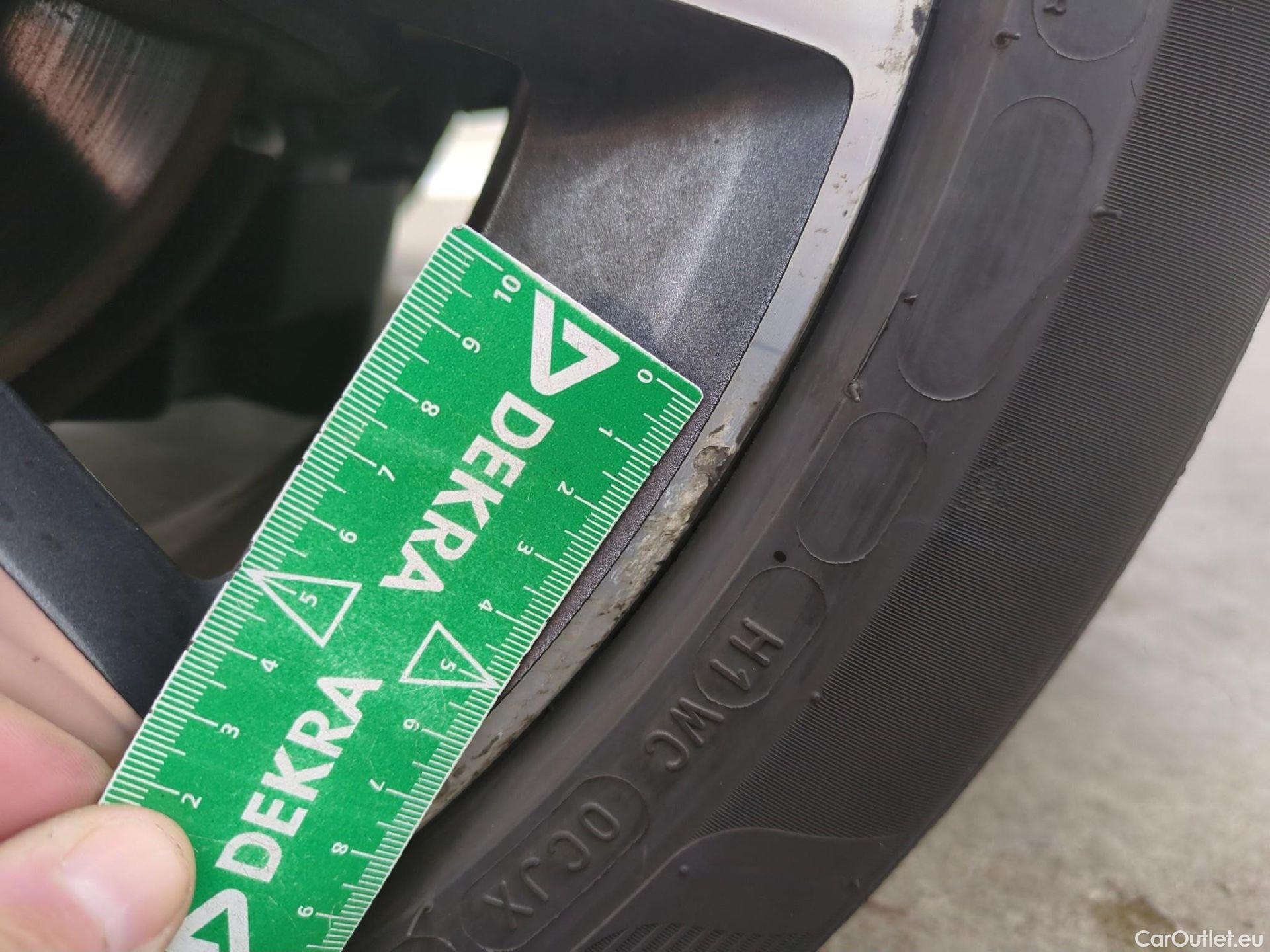  Peugeot  308  SW Allure 1.5 HDi 130CV BVM6 E6dT #22