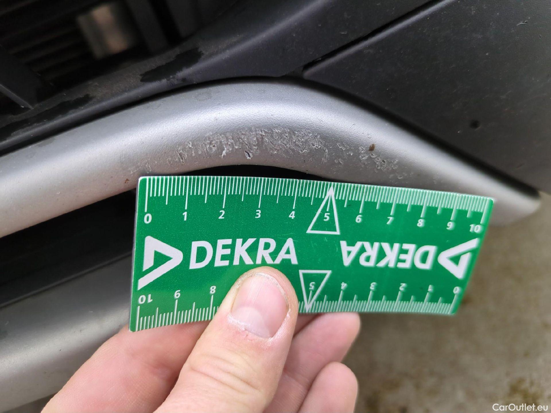  Renault  Espace  V Initiale Paris 2.0 dCi 200CV BVA6 E6dT #69