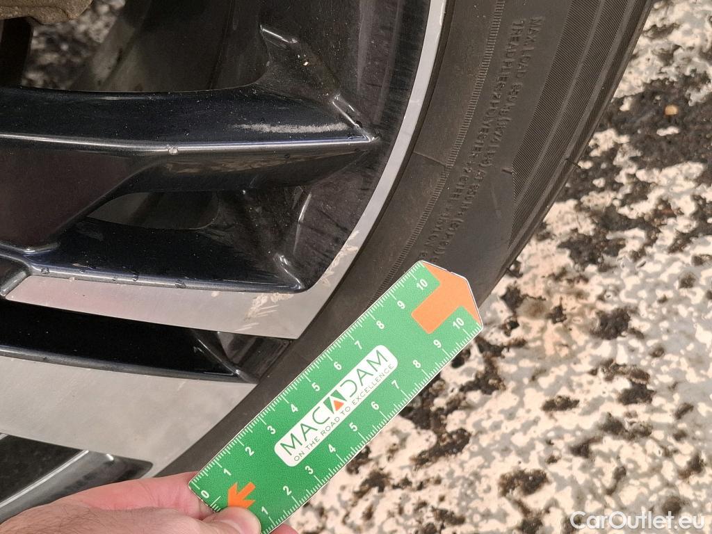  Peugeot  3008  Allure Business 1.2 PureTech 130CV BVA6 E6 #36