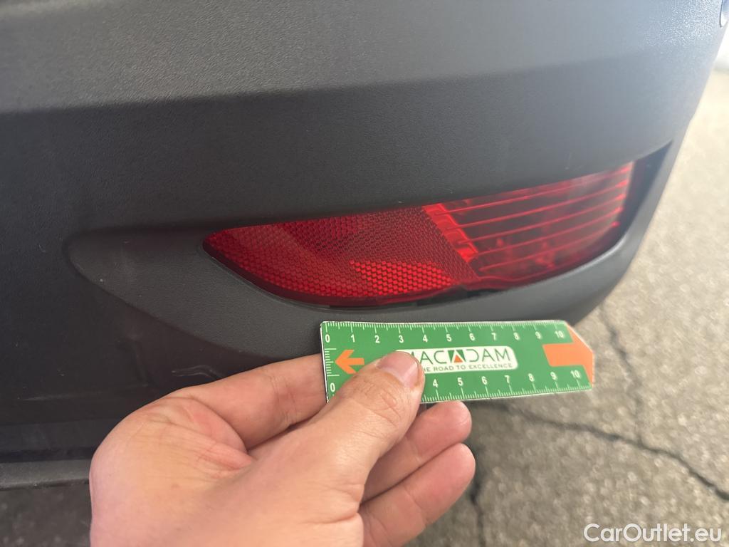  Peugeot  5008  Allure Pack 1.5 HDi 130CV BVA8 7 Sieges E6d #7