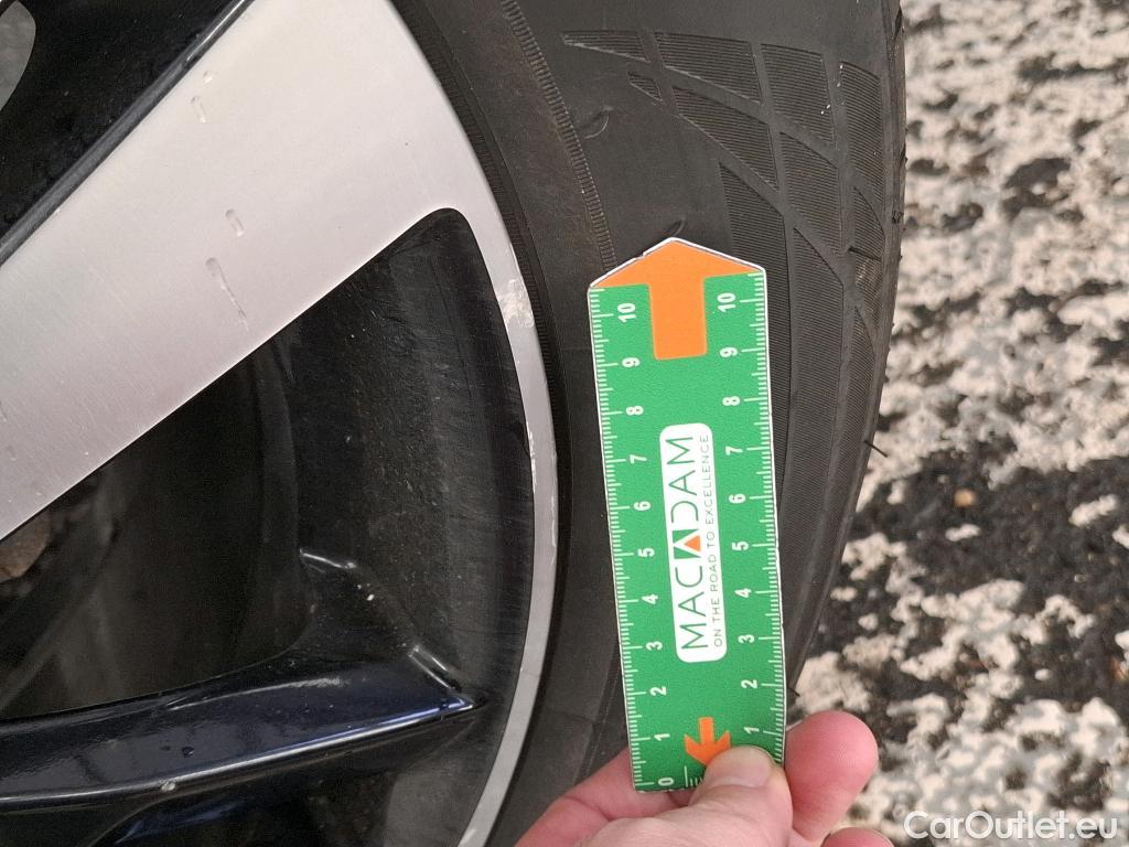  Peugeot  3008  Allure Business 1.2 PureTech 130CV BVA6 E6 #35