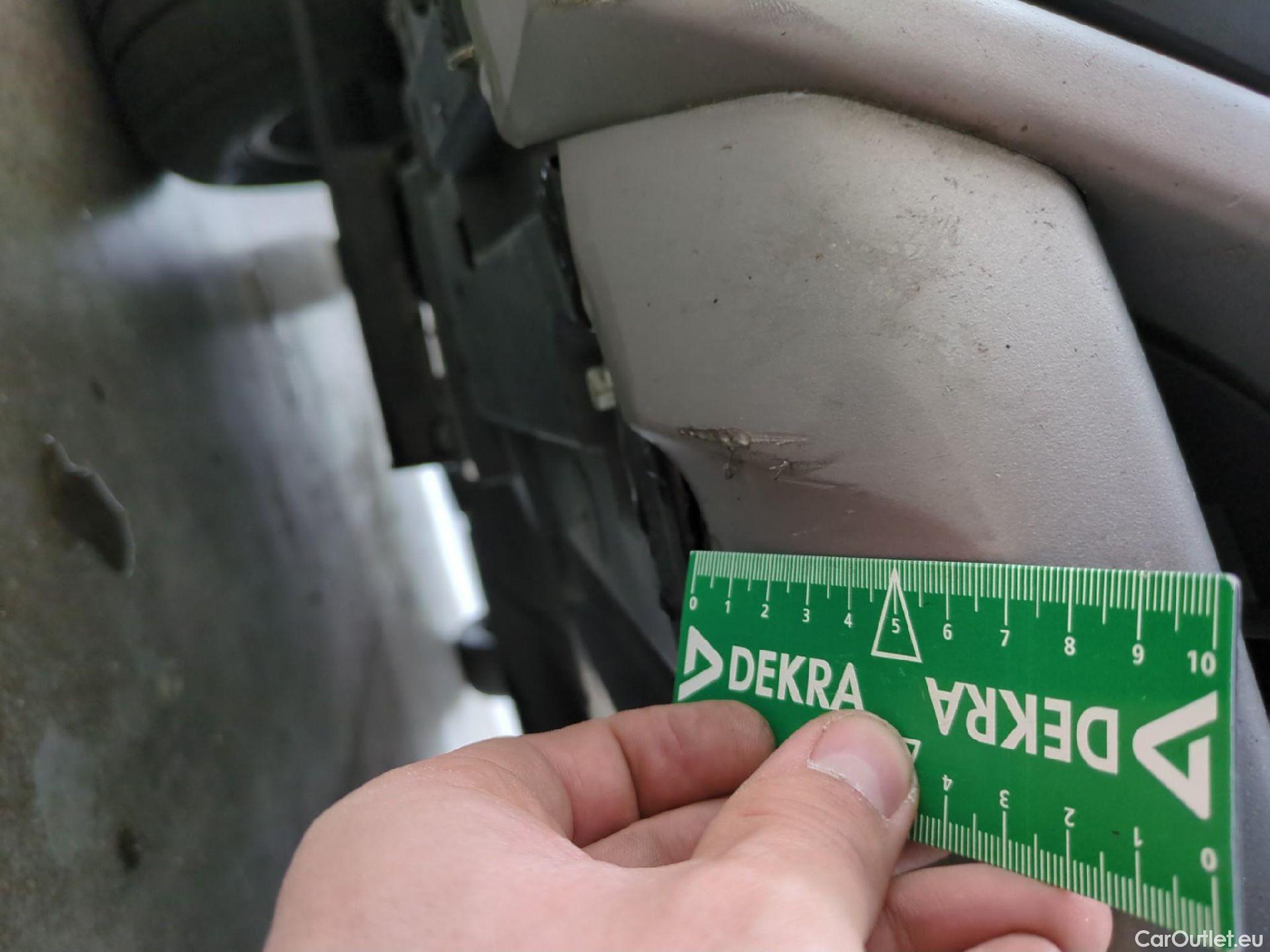  Renault  Espace  V Initiale Paris 2.0 dCi 200CV BVA6 E6dT #70