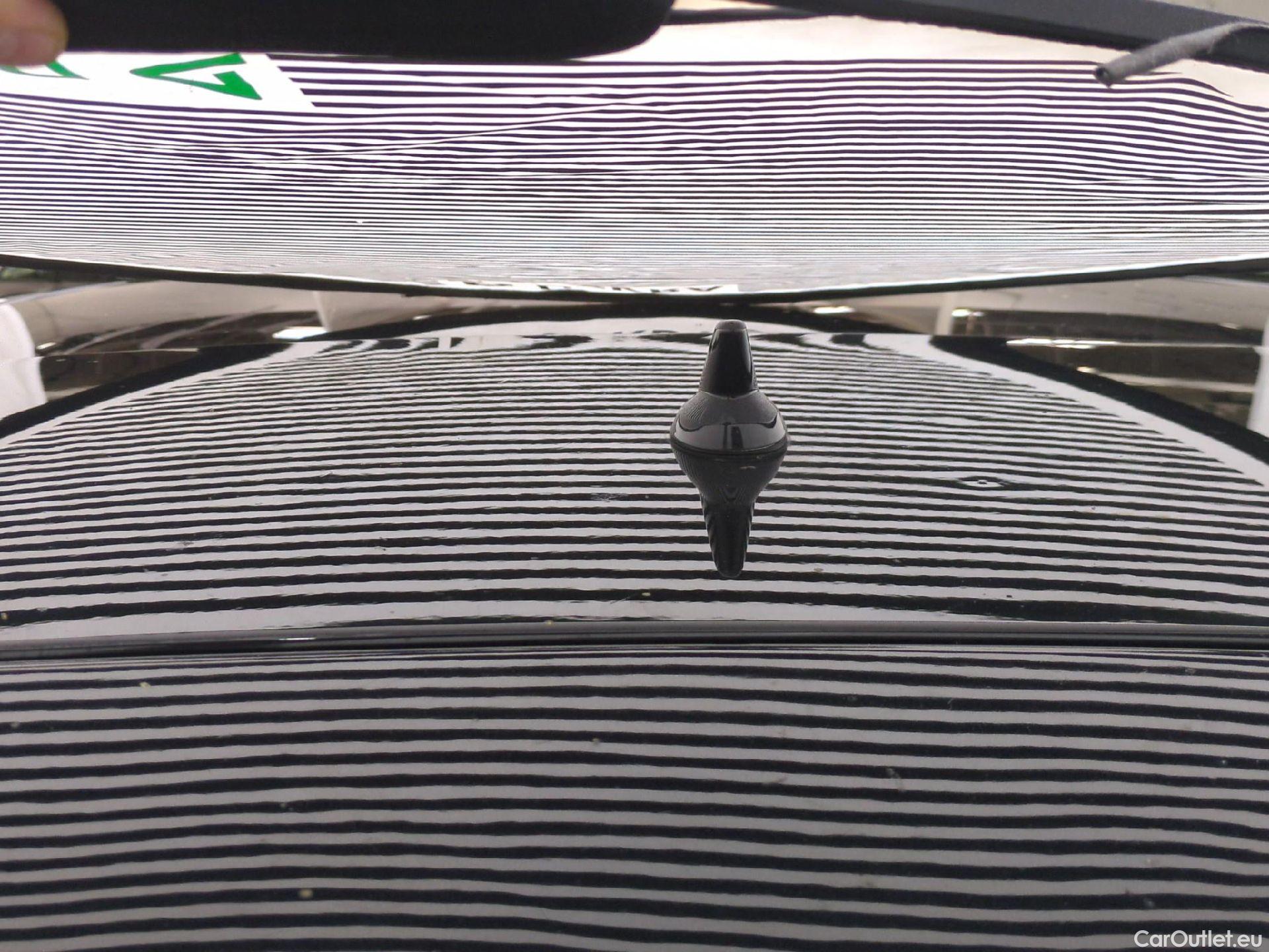  Renault  Espace  V Initiale Paris 2.0 dCi 200CV BVA6 E6dT #44