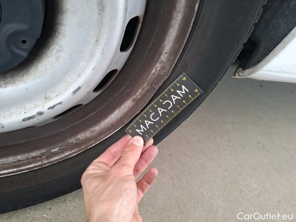  Citroen  Berlingo  Fourgon Club M 650 1.5 BlueHDi 75CV BVM5 E6dT #21