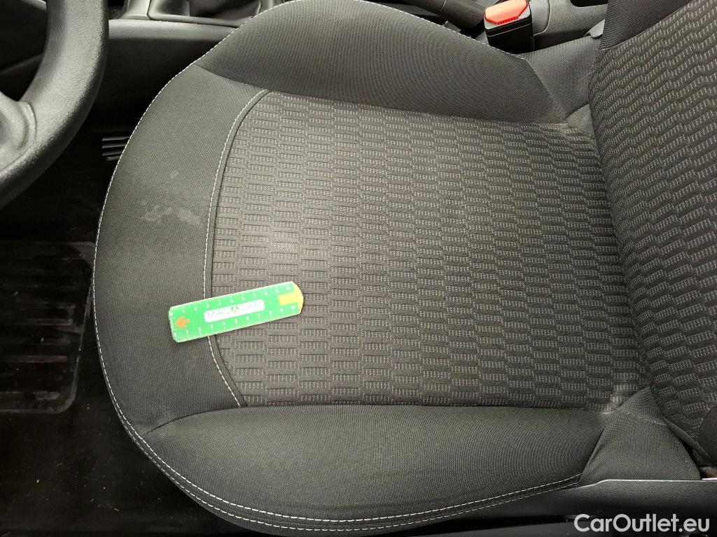  Peugeot  208  Active 1.6 HDi 75CV BVM5 E6 #8