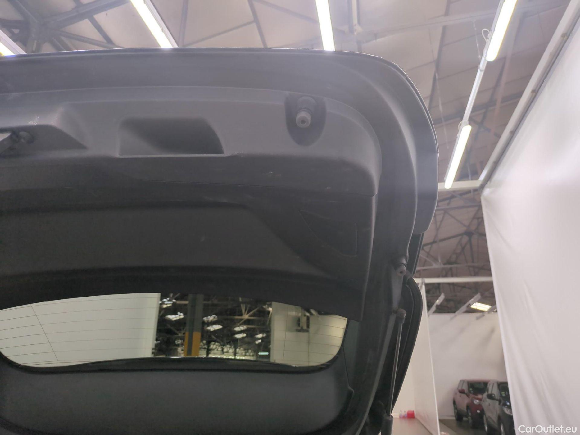  Peugeot  308  SW Allure 1.5 HDi 130CV BVM6 E6dT #63