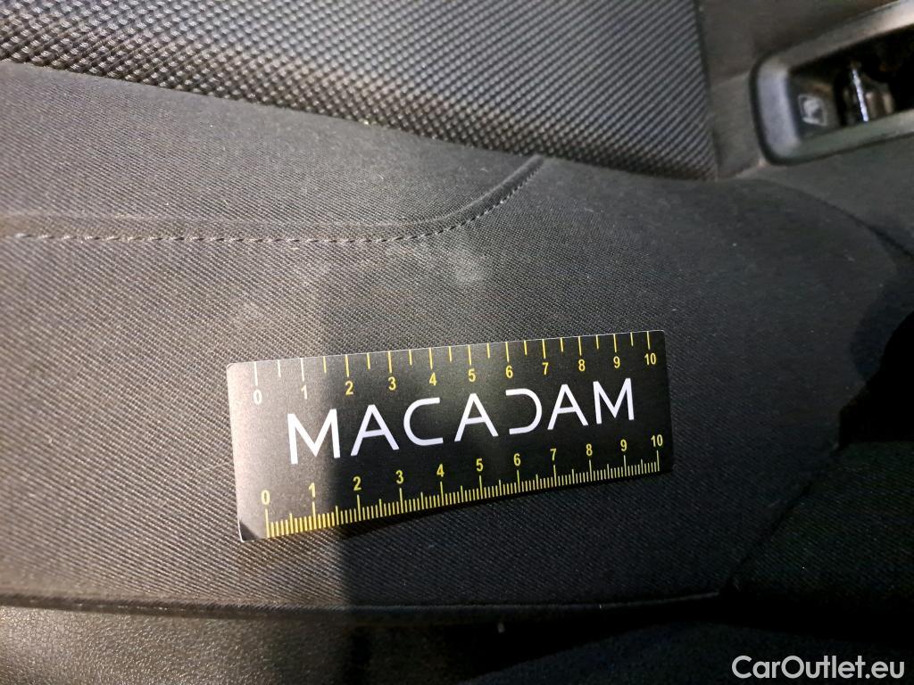  Audi  A4  Avant business line ultra 2.0 TDI 150CV BVA7 E6 #40