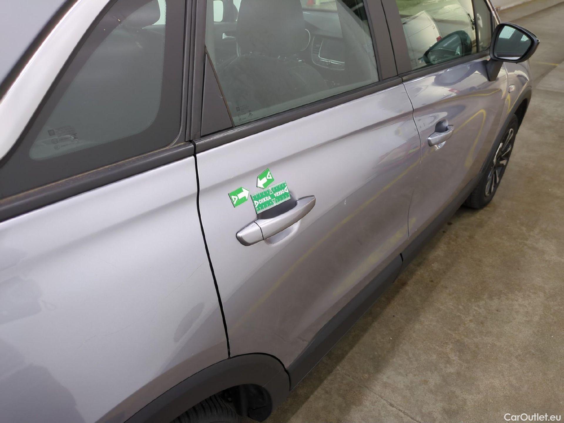  Opel  Crossland  X Business Elegance 1.5 120CV BVA6 E6d #36