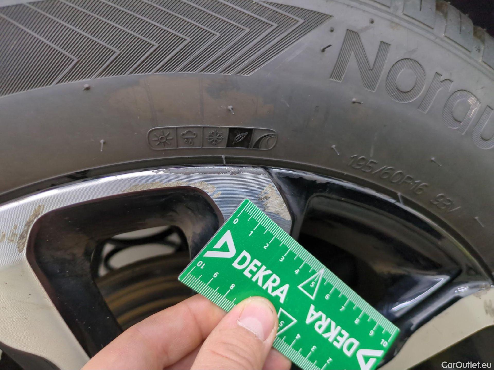  Opel  Crossland  X Business Elegance 1.5 120CV BVA6 E6d #19